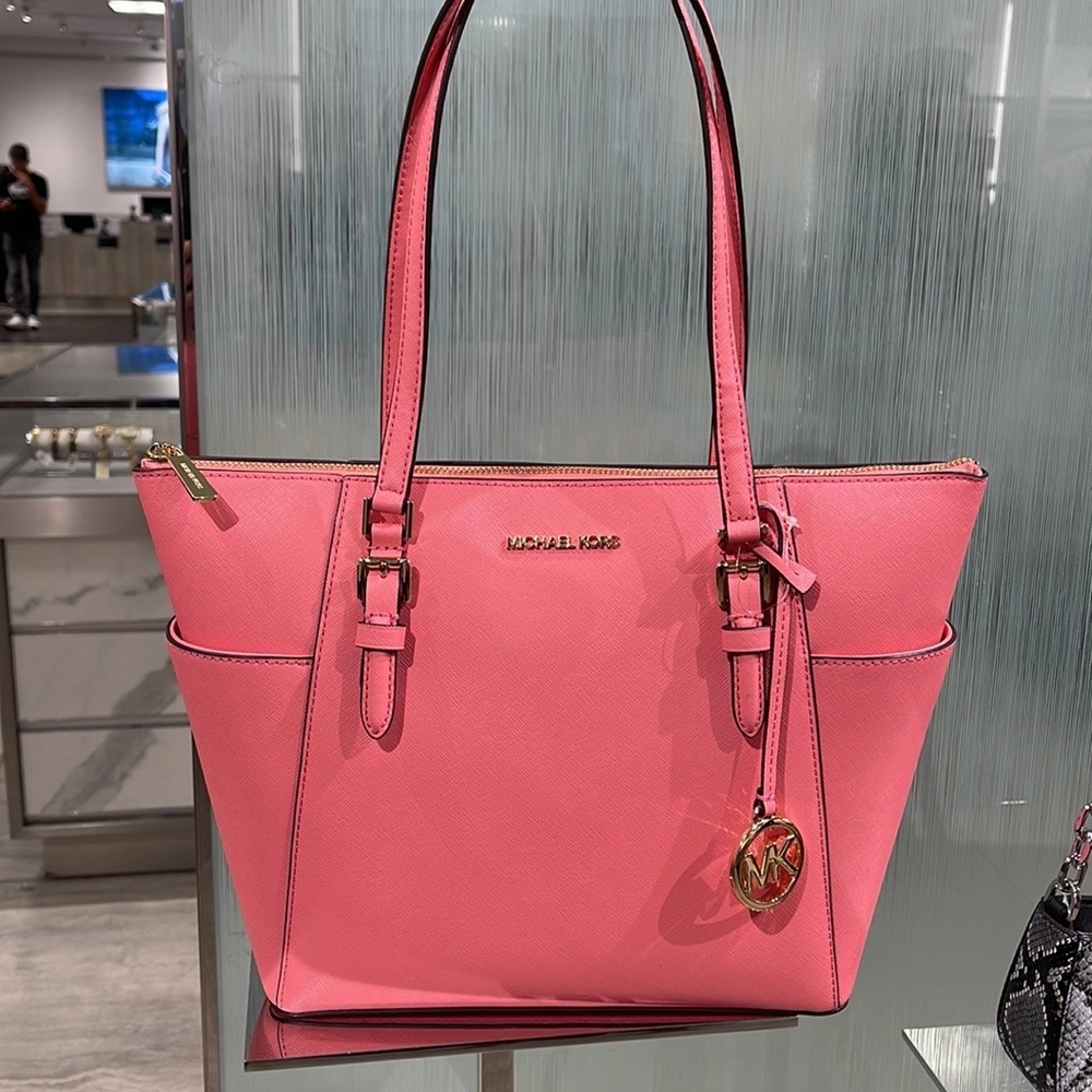 MICHAEL KORS Charlotte Large Leather Top-Zip Tote
Tea Rose